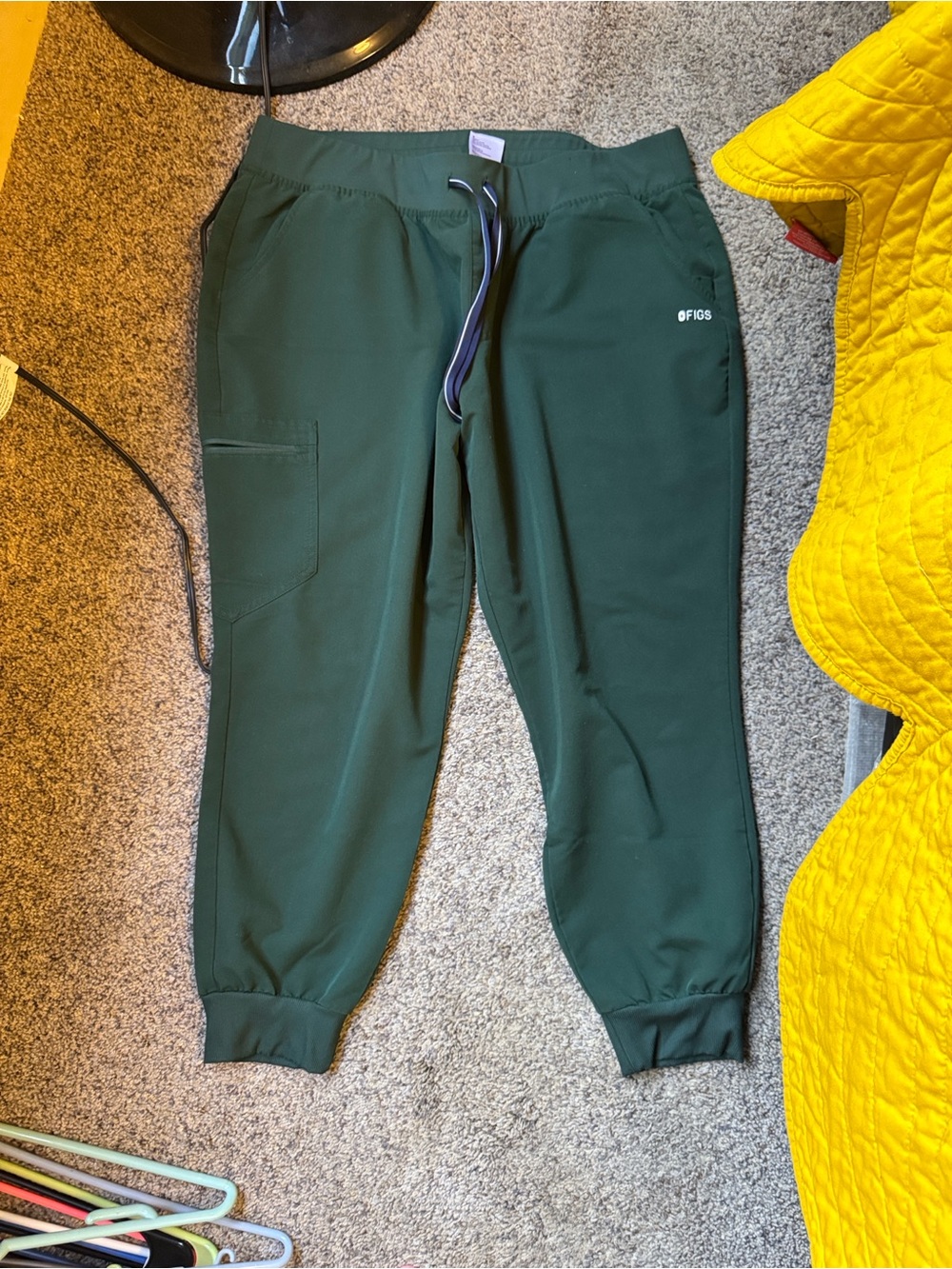 FIGS limited edition British Racing green Zamora scrub pants